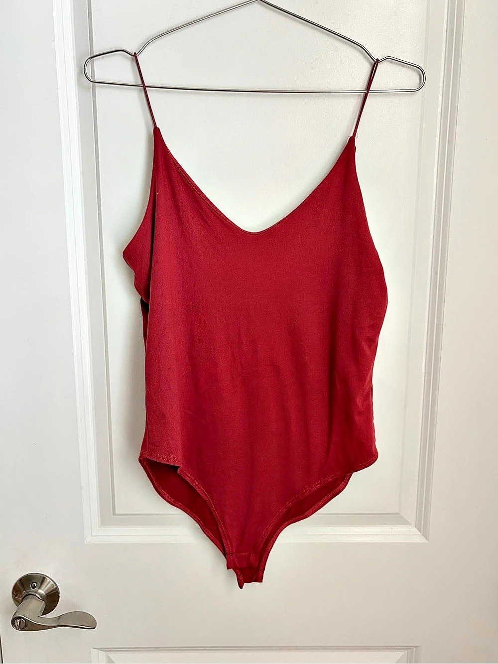 gaze Spaghetti Strap V-Neck Bodysuit Red Size Medium
